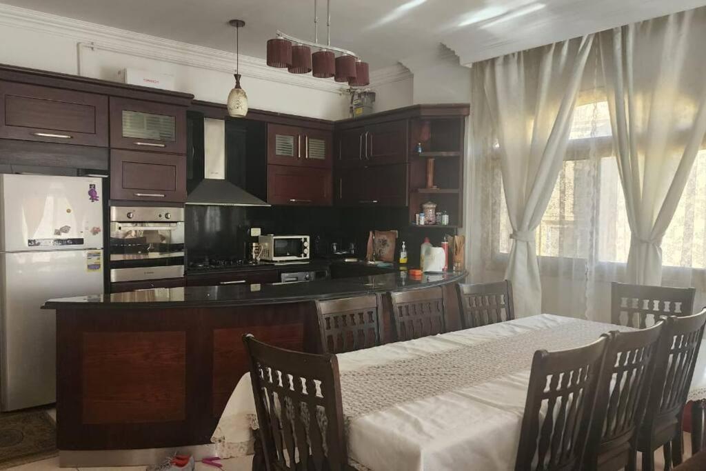 3 Bedroom Excellent Location Near To Malls Cairo